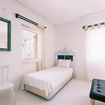 W Private Pool And Garden 15 Min To Beach Villa *