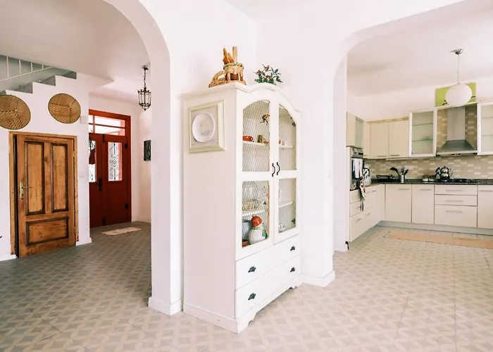 W Private Pool And Garden 15 Min To Beach Villa *